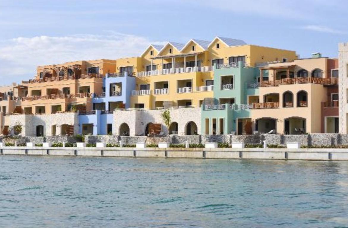Luxury Marina Front Cap Cana, Apartment